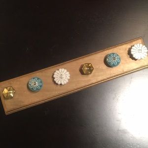 Farm House Inspired Jewelry Holder